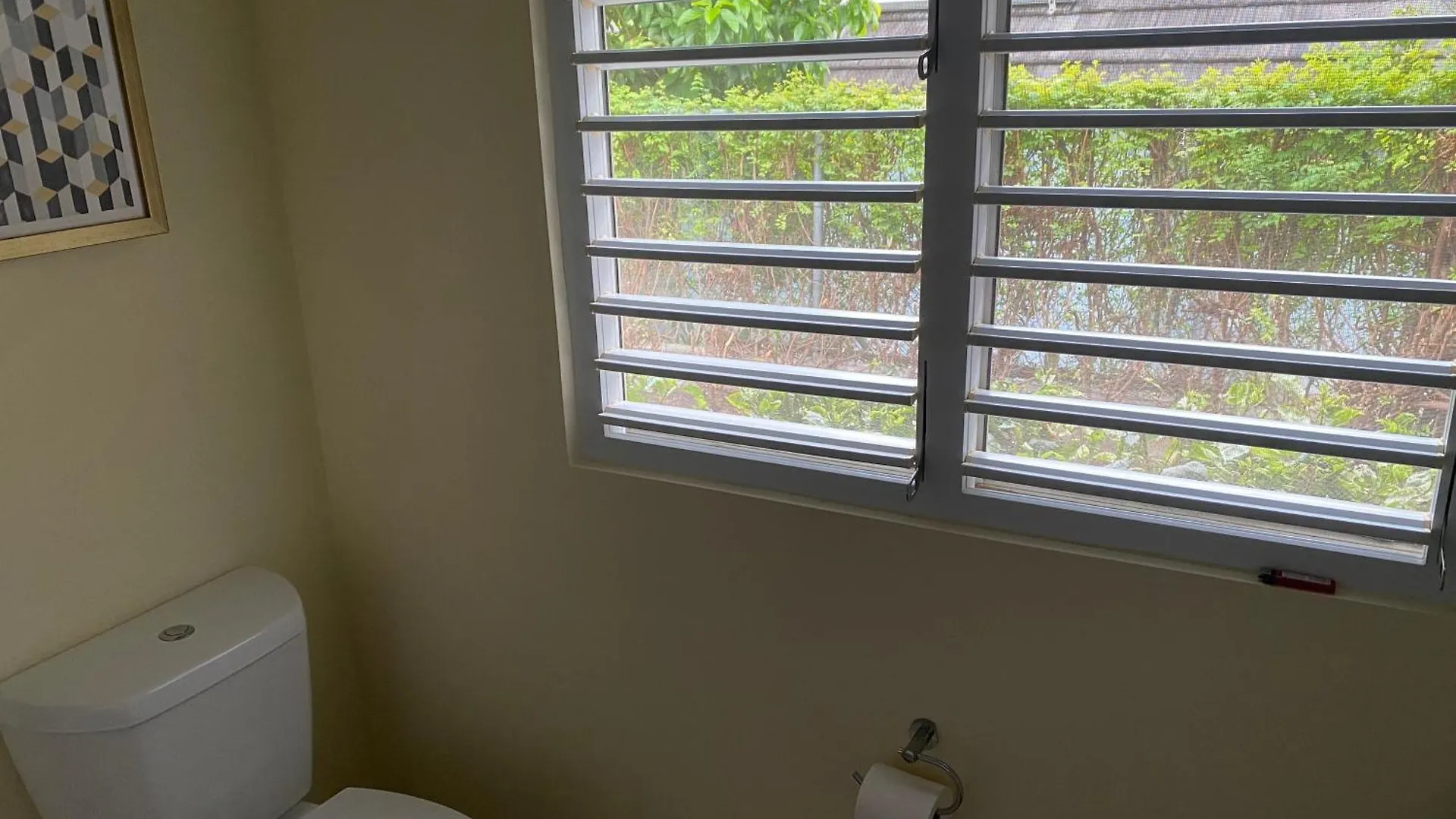 Cleos At Cool Shade Villa Banks